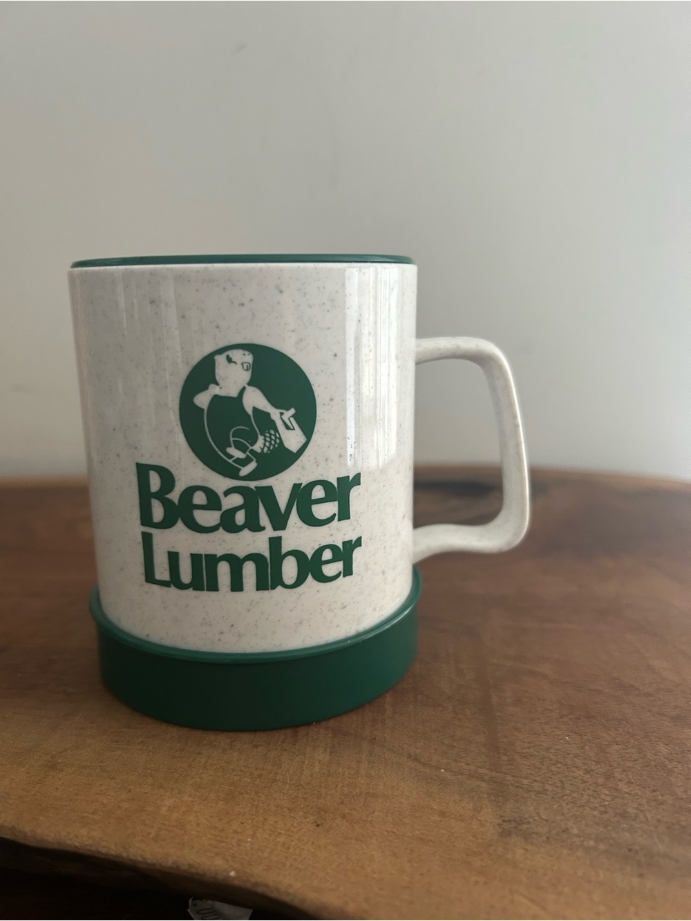 Vintage Plastic Beaver Lumber Coffee Mug in Green and Speckled White New